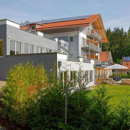 Wellnesshotel Deine Auszeit, Adults Only Achslach Eksteriør bilde