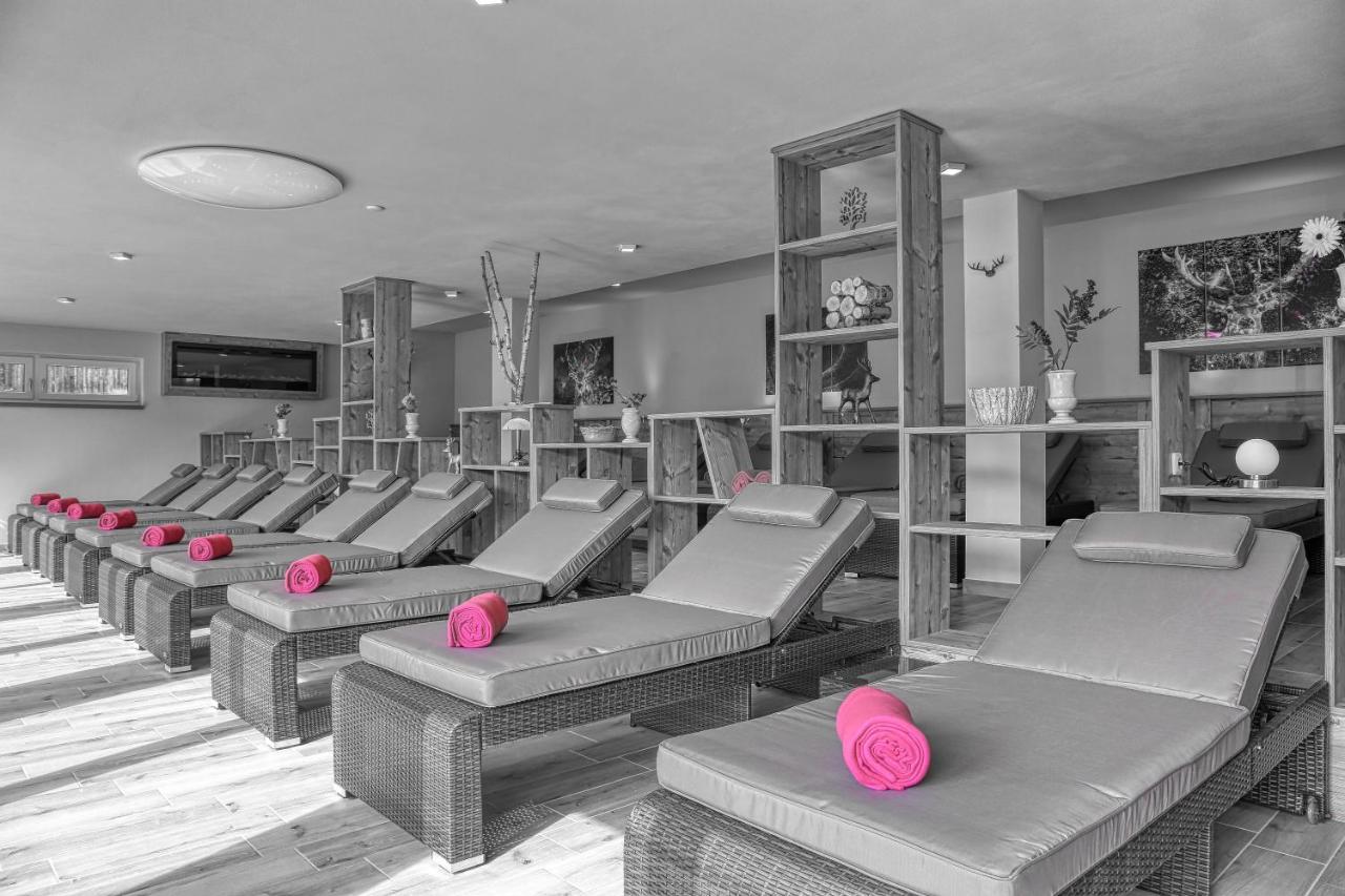 Wellnesshotel Deine Auszeit, Adults Only Achslach Eksteriør bilde
