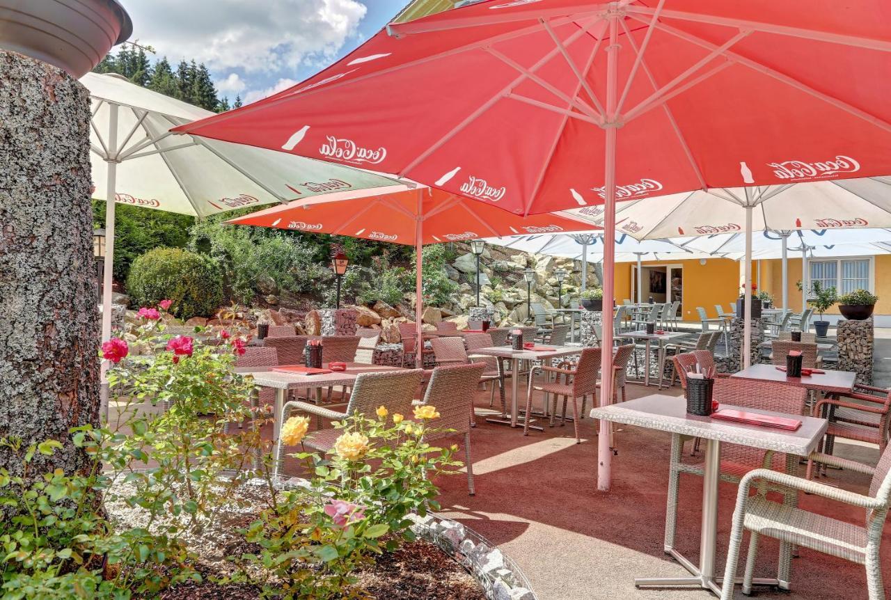 Wellnesshotel Deine Auszeit, Adults Only Achslach Eksteriør bilde