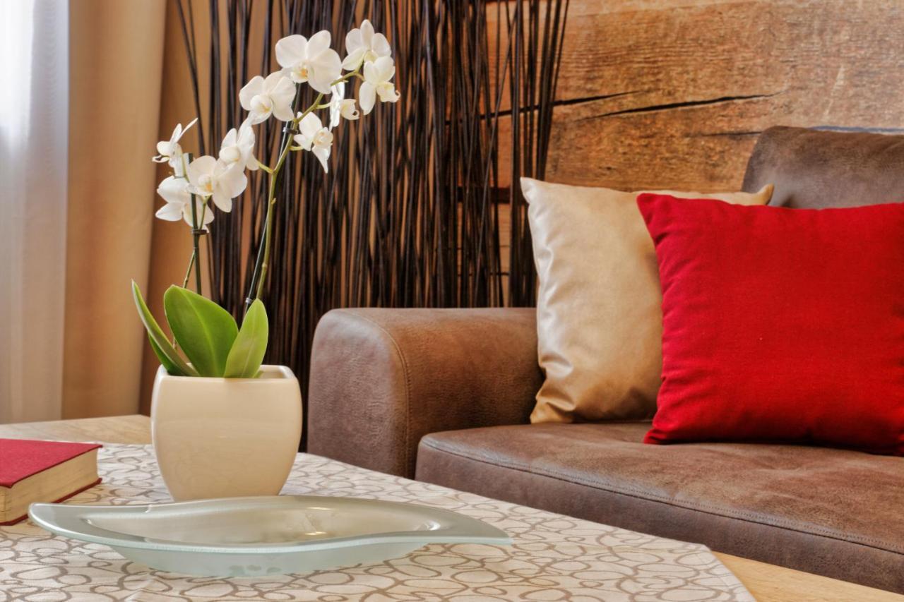 Wellnesshotel Deine Auszeit, Adults Only Achslach Eksteriør bilde