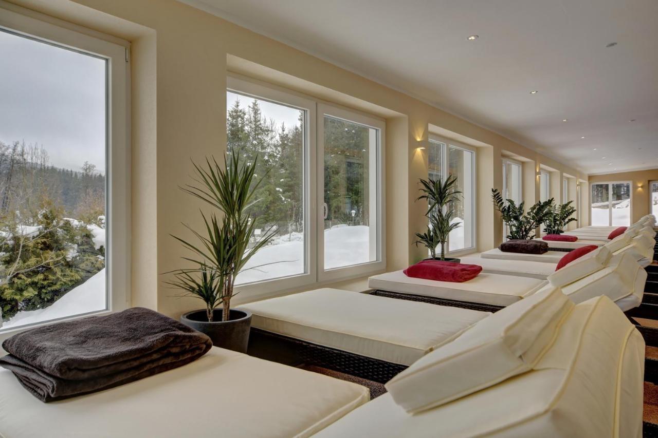 Wellnesshotel Deine Auszeit, Adults Only Achslach Eksteriør bilde
