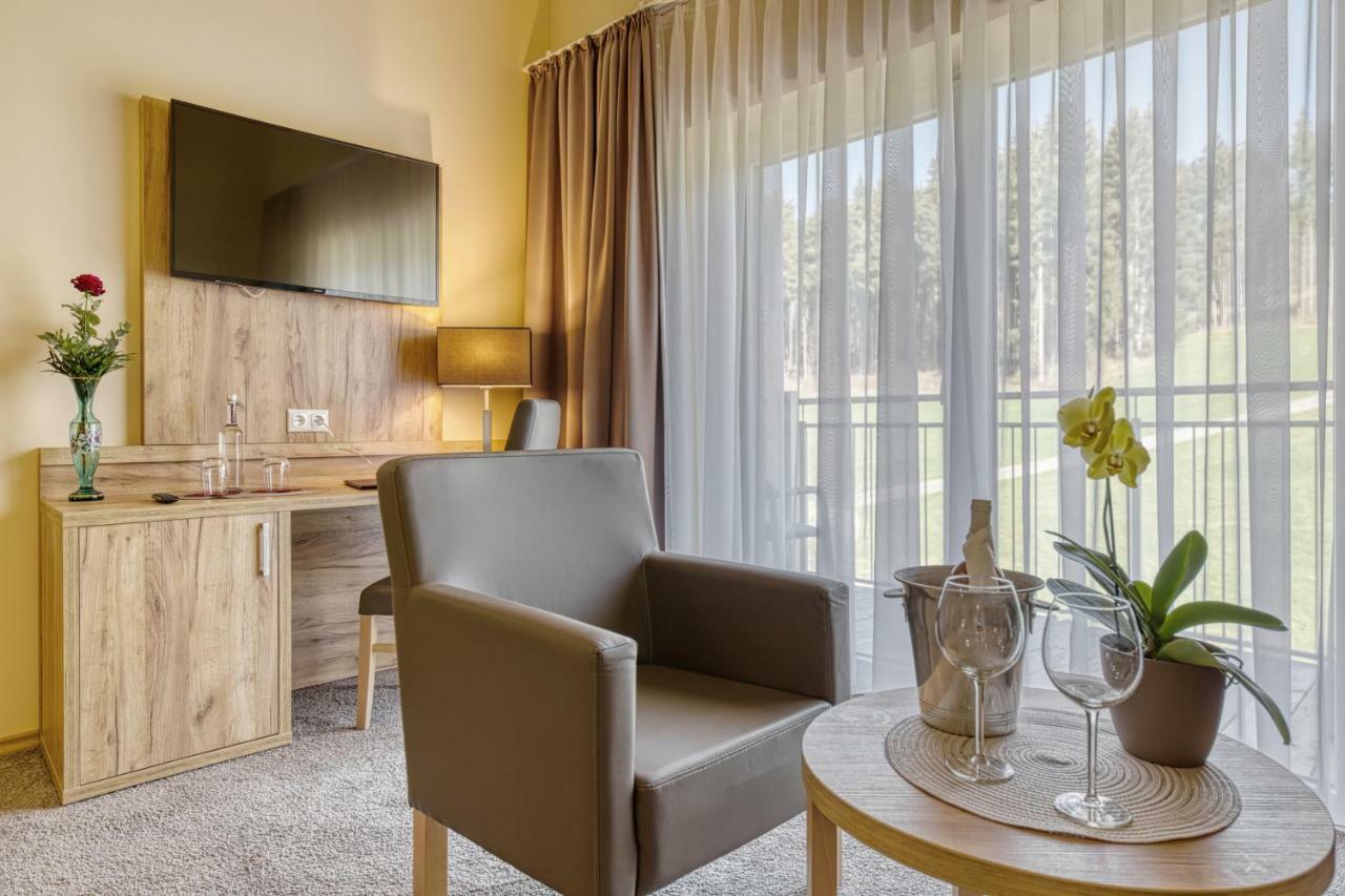 Wellnesshotel Deine Auszeit, Adults Only Achslach Eksteriør bilde