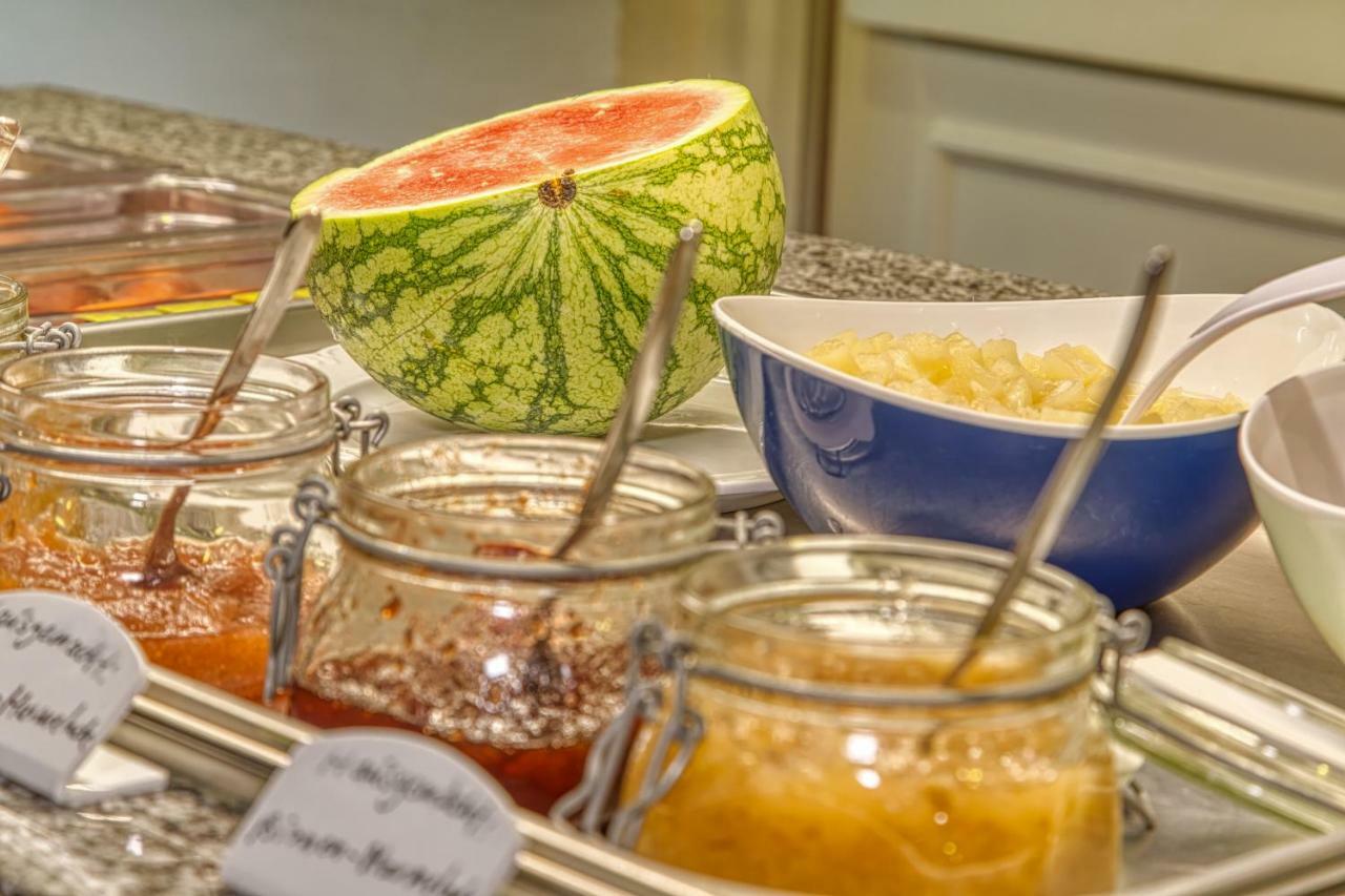Wellnesshotel Deine Auszeit, Adults Only Achslach Eksteriør bilde