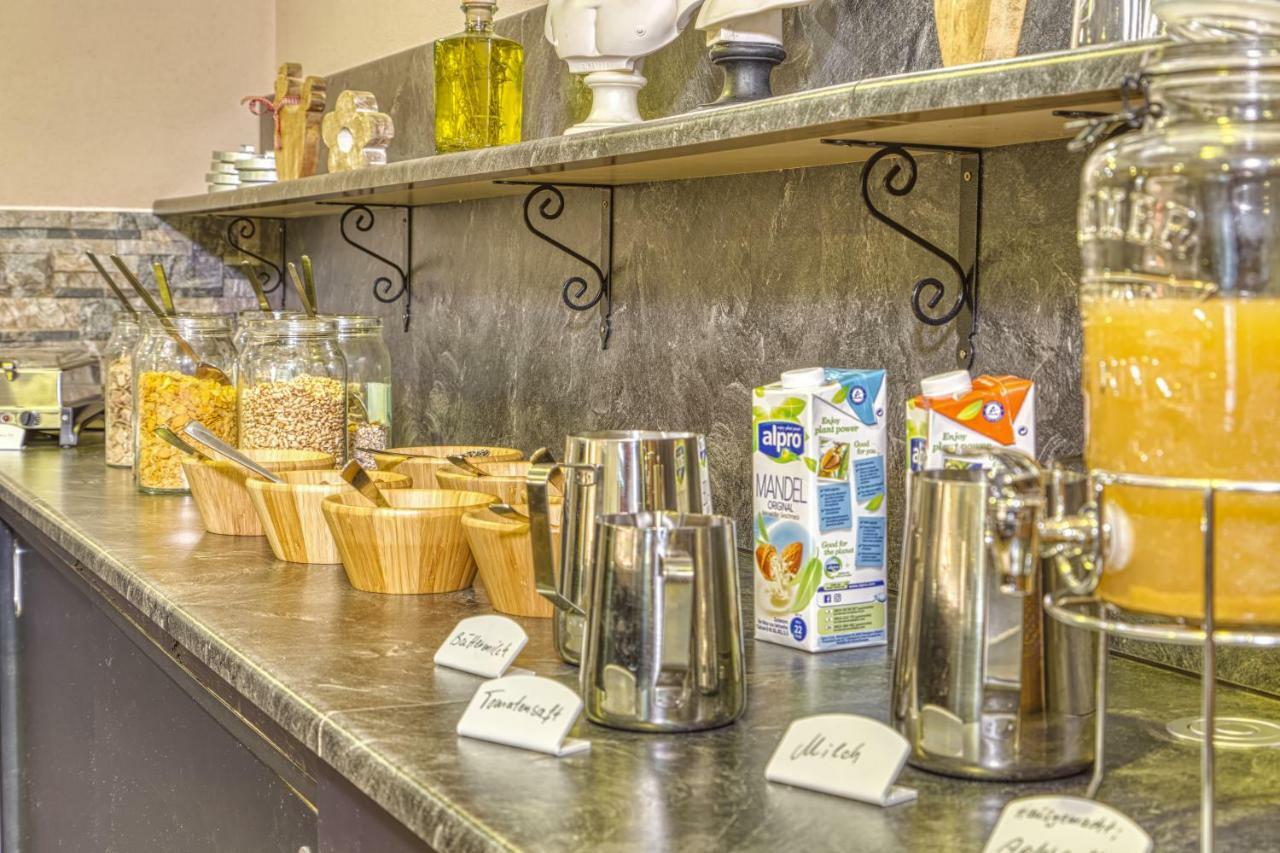 Wellnesshotel Deine Auszeit, Adults Only Achslach Eksteriør bilde